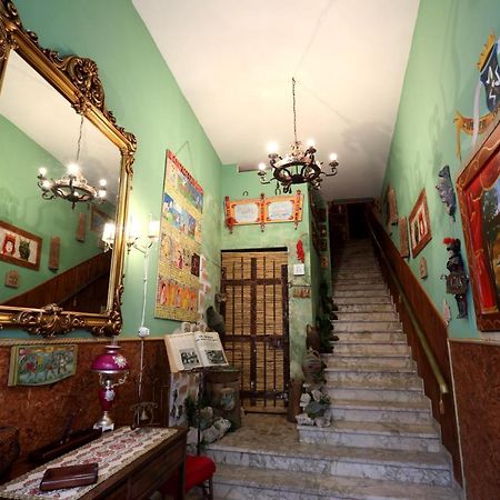 Sicilia In Miniatura "L'Atelier Dell'Etna" Bed & Breakfast Zafferana Etnea Exterior photo